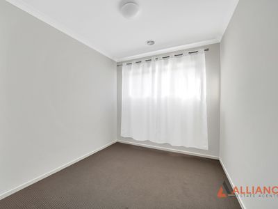 62 Loudon Circuit, Craigieburn