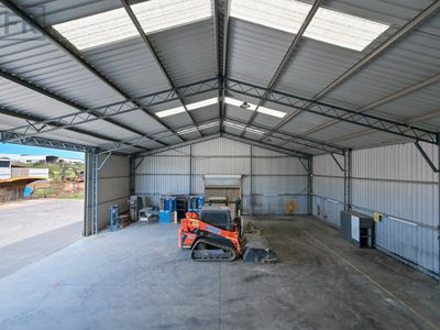 11 Winchester Road, Bibra Lake