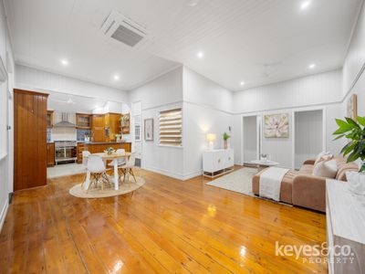 6 Eyre Street (Access via Leichhardt & Denham Streets), North Ward