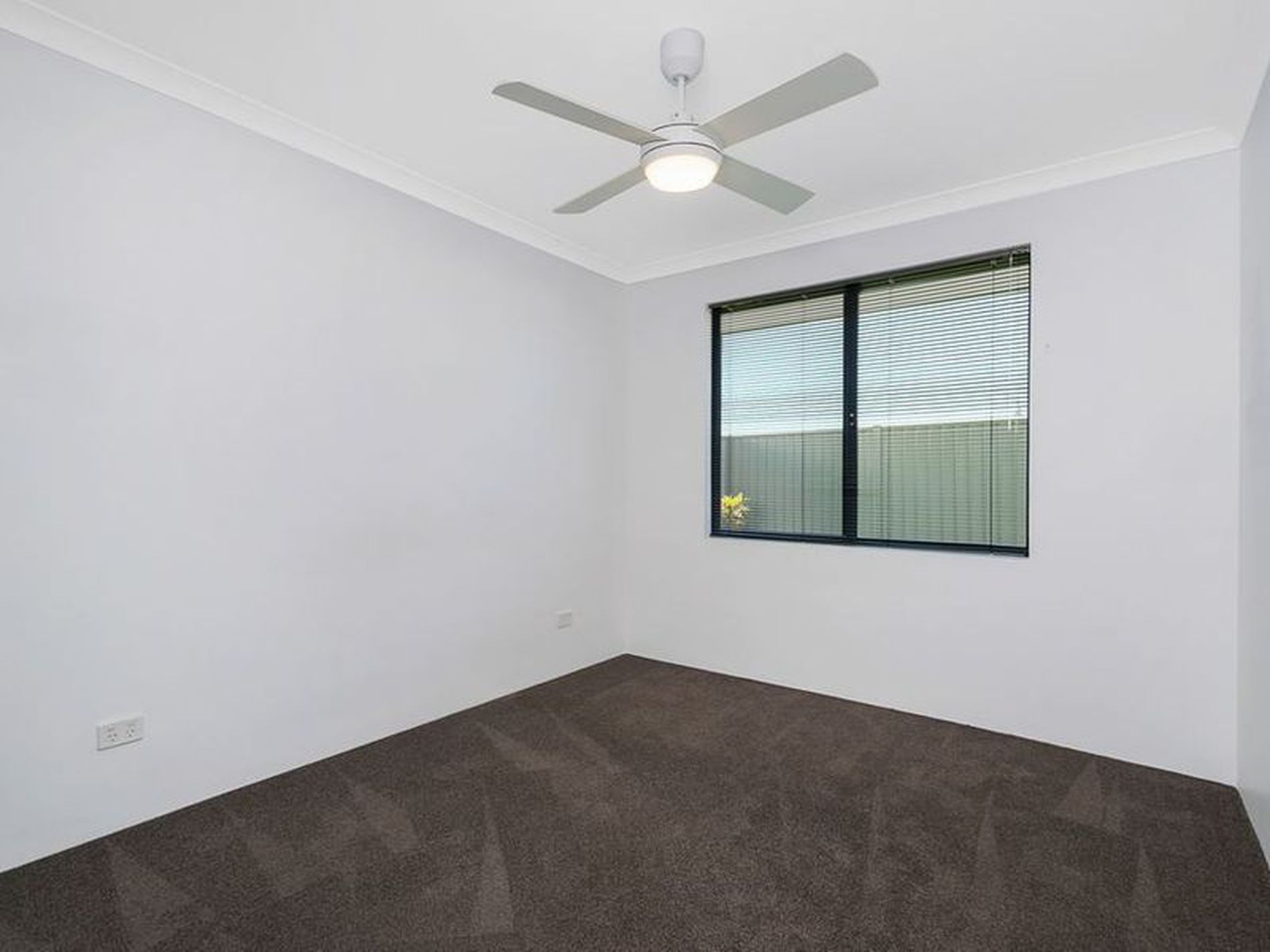 7 Persian Street, Eglinton