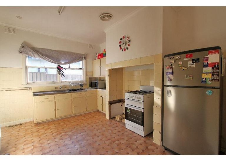 623 Warrigal Road, Bentleigh East