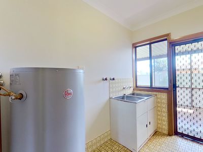 39 Oxley Circle, Dubbo