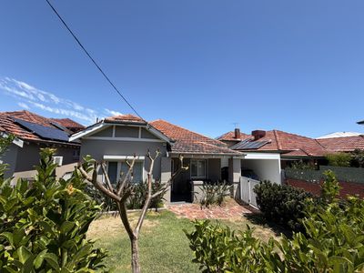 147 Anzac Rd, Mount Hawthorn