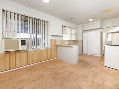 77 WILSON STREET, Wodonga