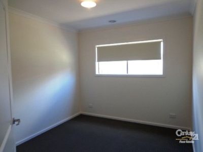 3 / 26 Beckington Crescent, Hampton Park