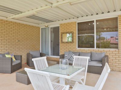 24 Tindals Crescent, Hannans