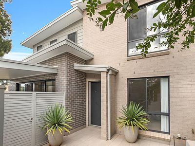 8 / 29 Mile End Road, Rouse Hill