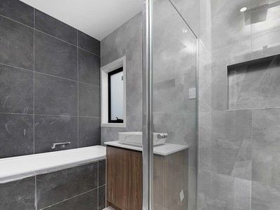 13 lightfoot way, Deanside