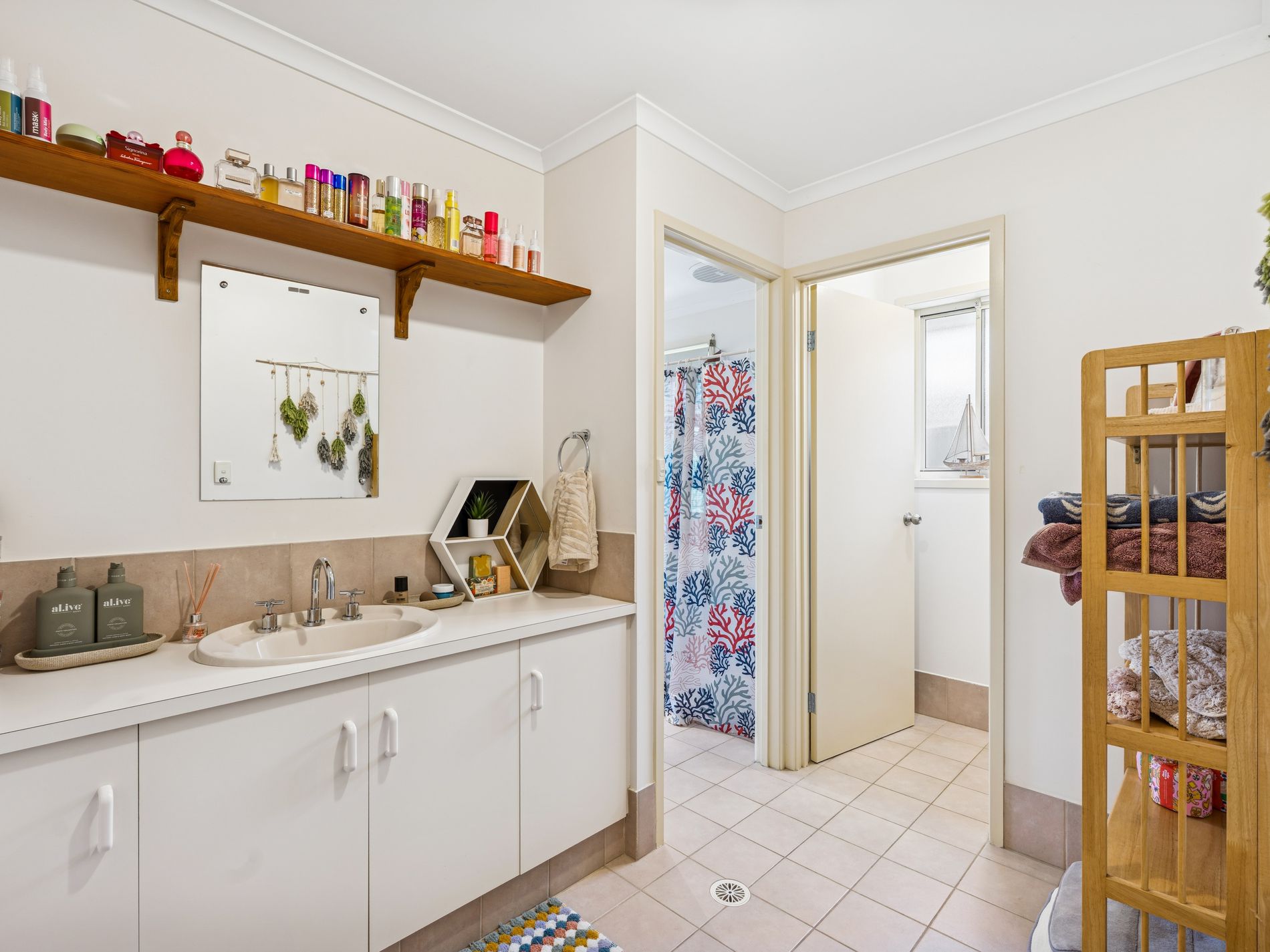 32 St Andrews Boulevard, Normanville