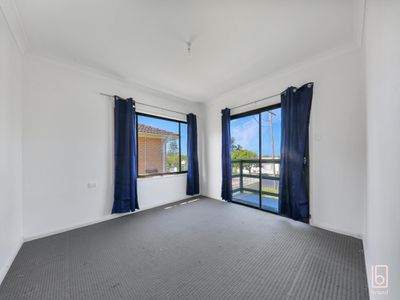 25 South Street, Killarney Vale