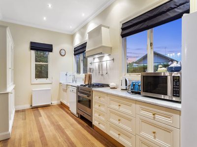 13 Esplanade Road, Cygnet