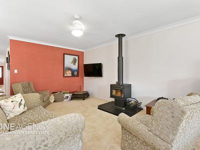 8 Mahogany Place, Forest Lake