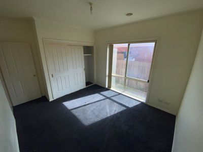 Unit 1 / 17 Minogue Crescent, Hoppers Crossing