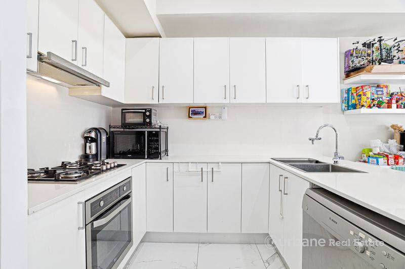 5 / 21 Girraween Road, Girraween