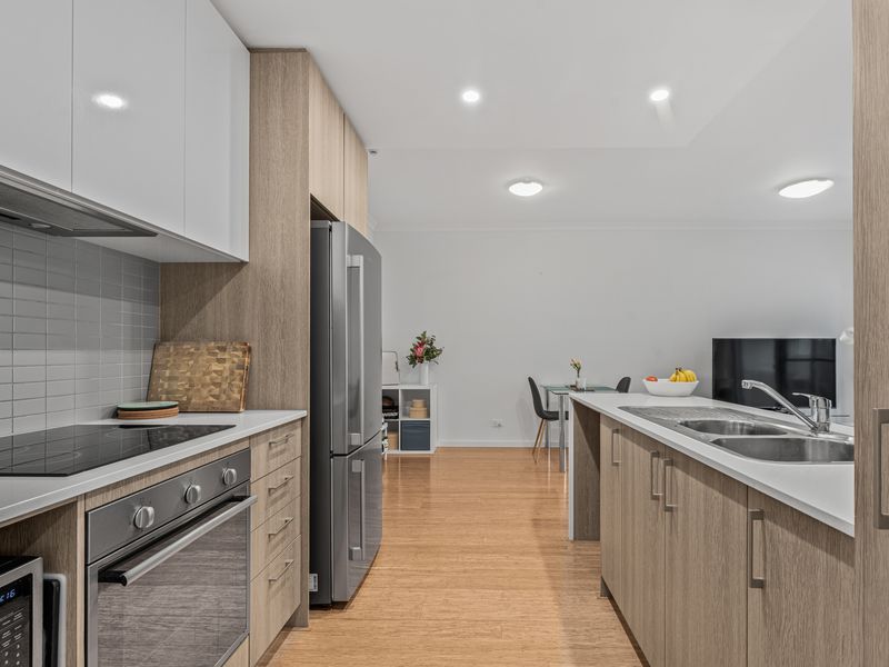 2 / 2 Rowe Avenue, Rivervale