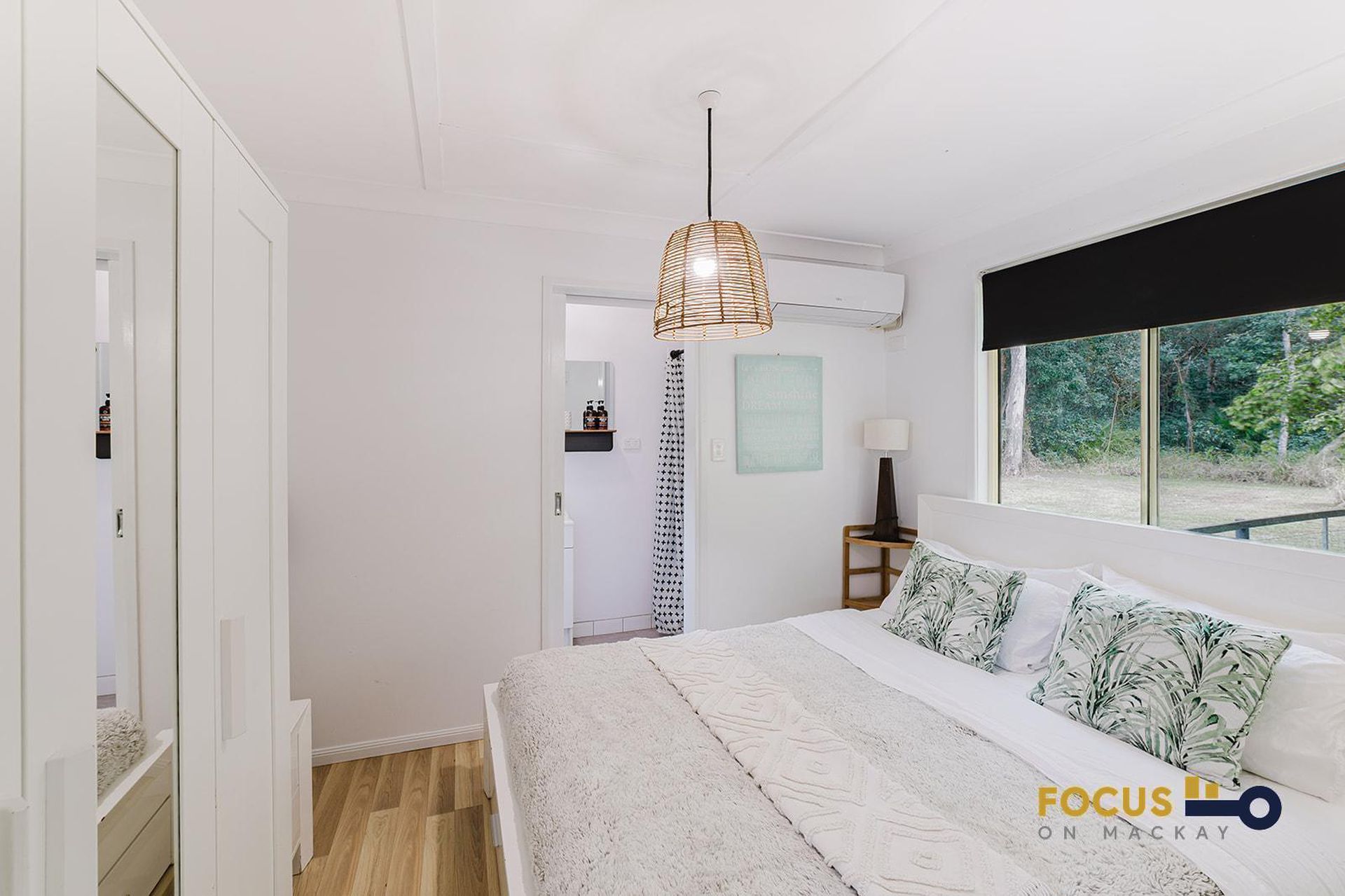 220 Miran Khan Dve, Armstrong Beach