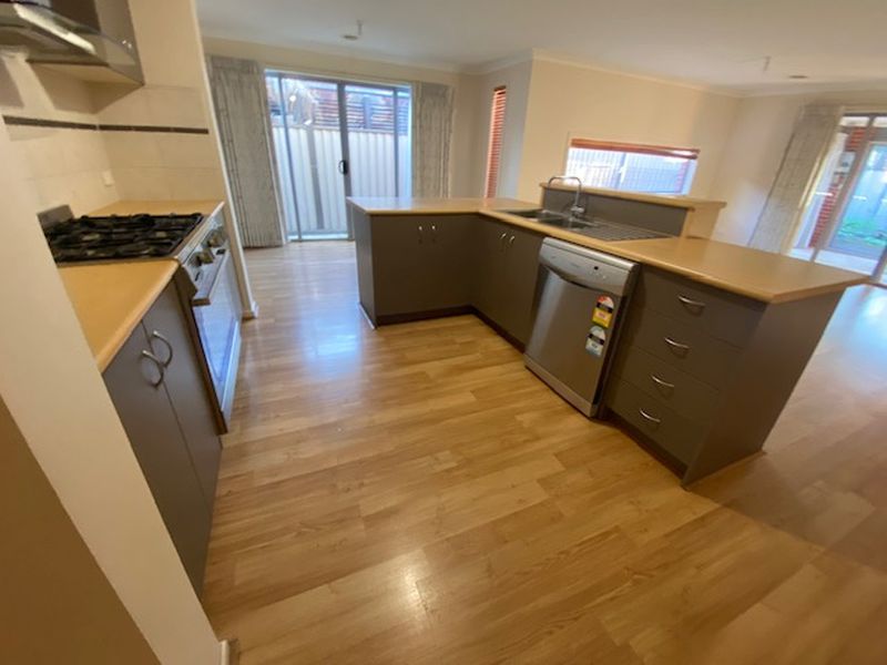112 Tenterfield Drive, Burnside Heights