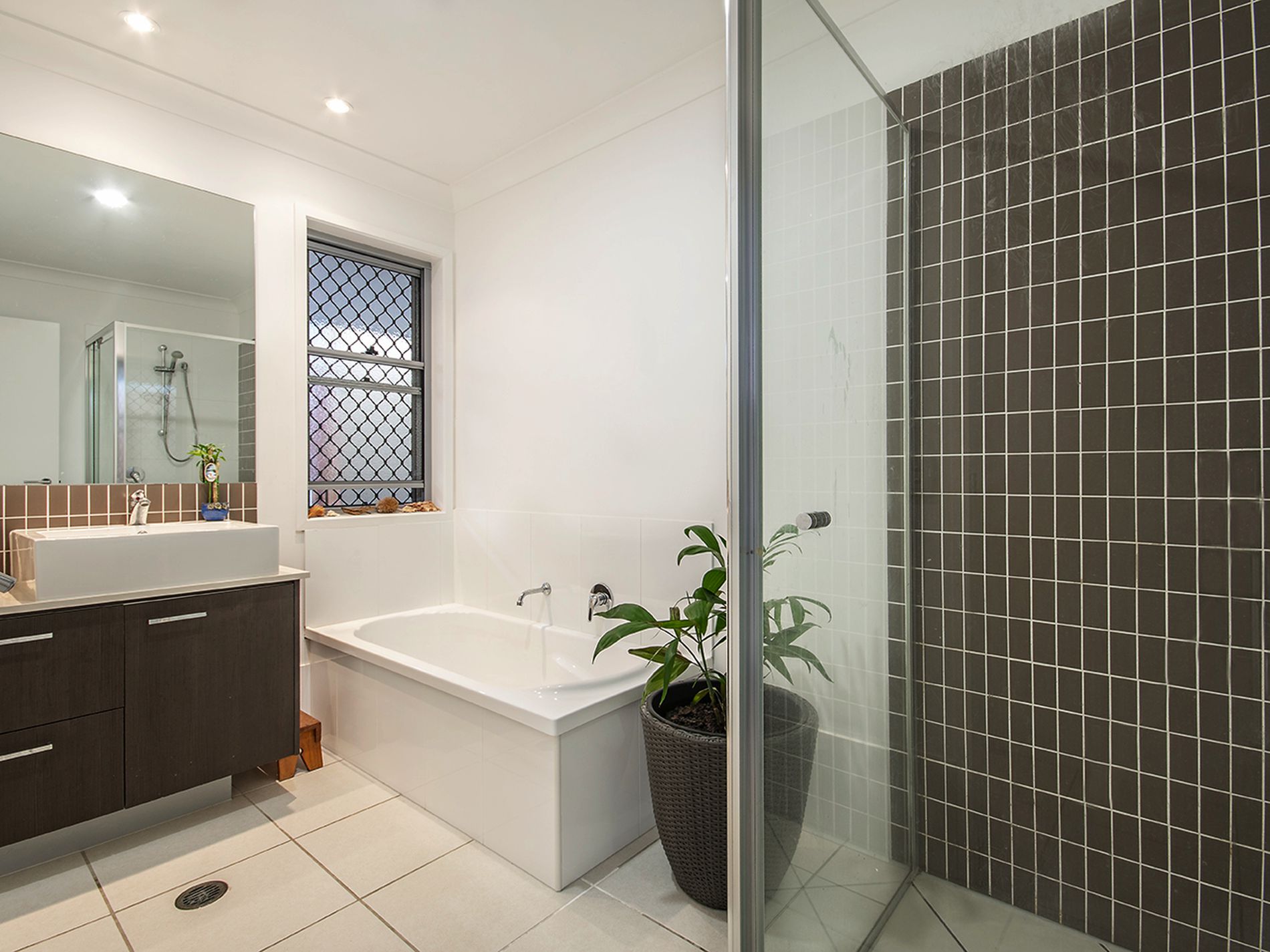 Unit 8 / 15 Dunes Ct, Peregian Springs