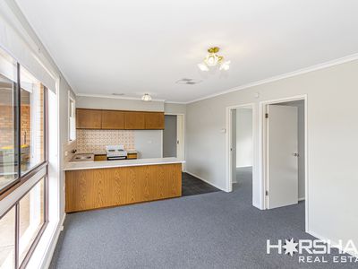 2 / 15 Schwarz Avenue, Horsham