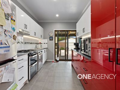 77 Illaroo Road, North Nowra