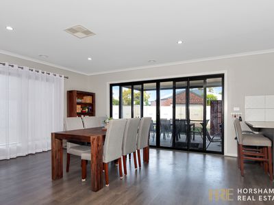 5 Hughes Street, Horsham