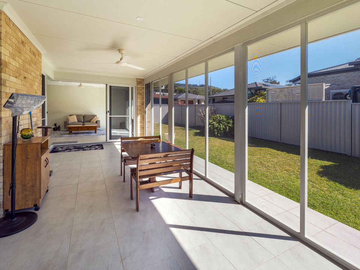 9 Flat Top Drive, Woolgoolga