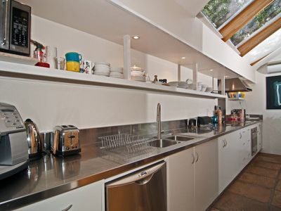 2 Lincoln Street, Sandy Bay