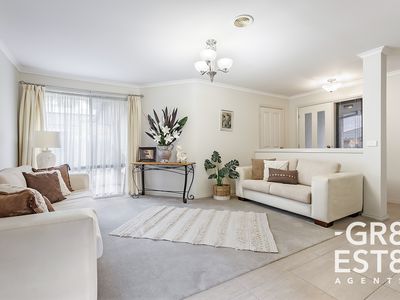 21 Ferndown Drive, Cranbourne