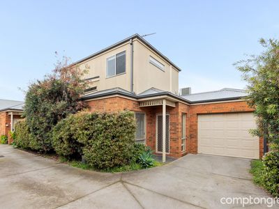 2 / 21 Basil Street, Newport
