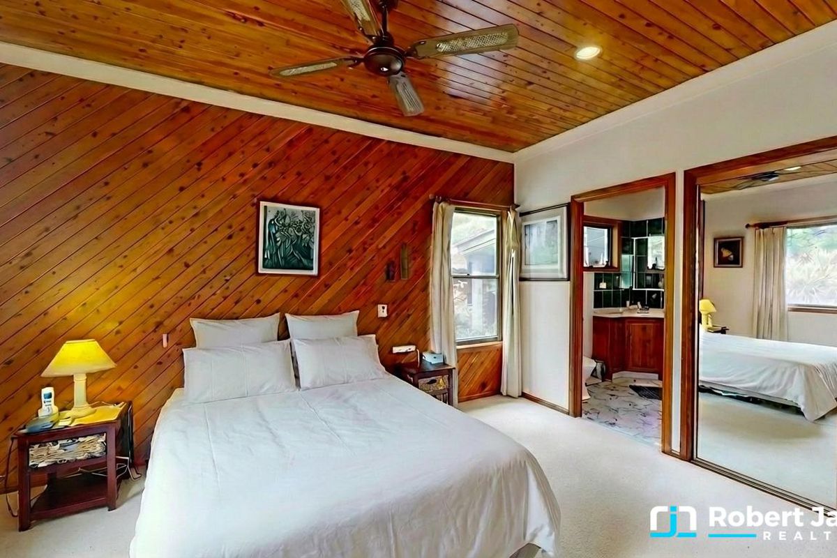 6 Terrens Court, Tewantin