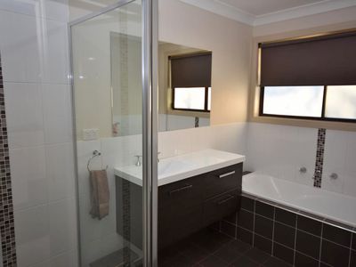 10 Old Homestead Drive, Dubbo