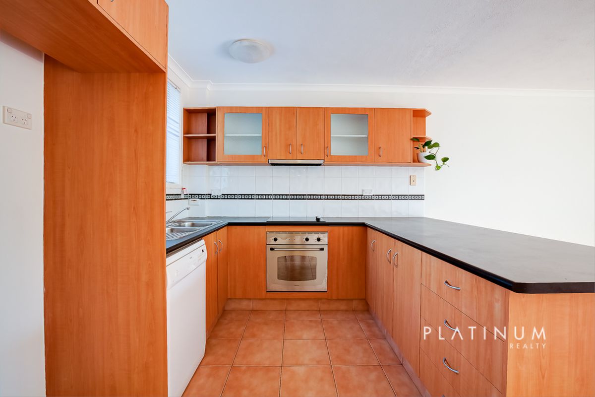 1 / 74 Tallebudgera Drive, Palm Beach