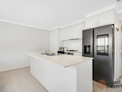 100 Mabo Boulevard, Bonner