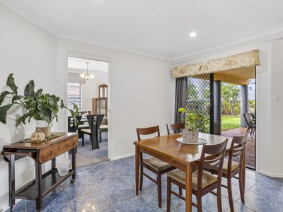 4 Paten Close, Birkdale