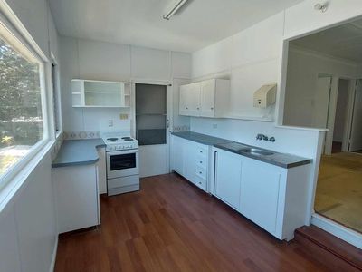2 / 4 Gibson Street, Beachmere