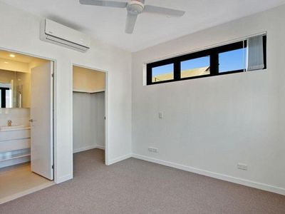 105 / 27 Kingsmill Street, Chermside