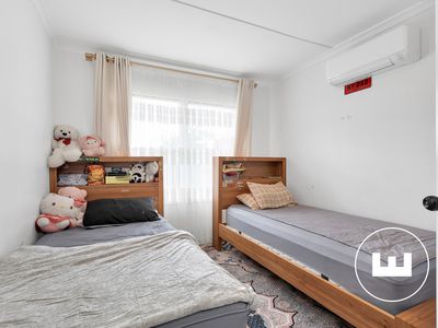 10 Lacebark Street, Doveton