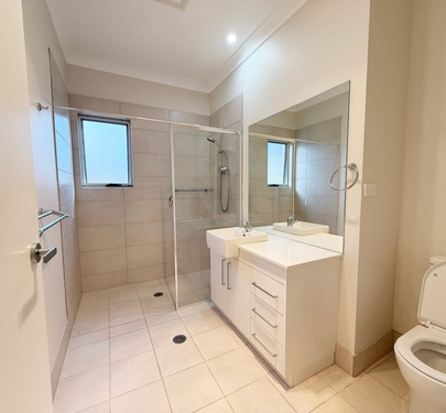 38 / 70 Little River Road, Braidwood