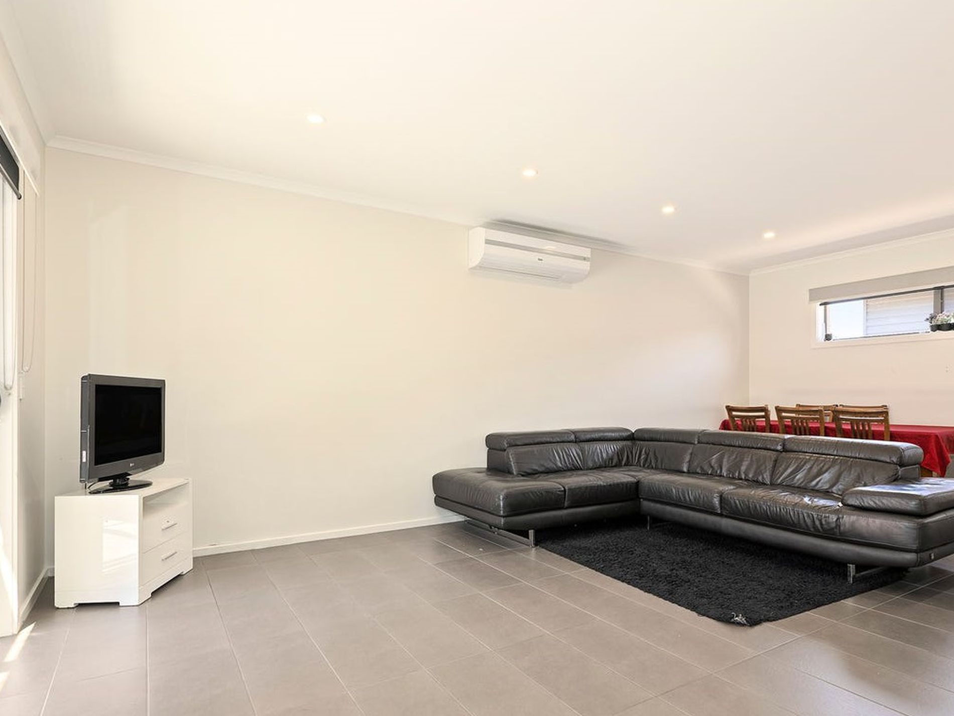 1 / 34 Roma Street, Bell Park