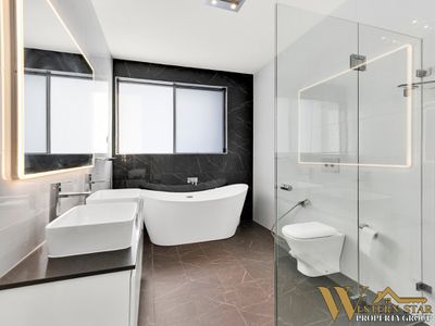 17 Redhaven Street, Caddens