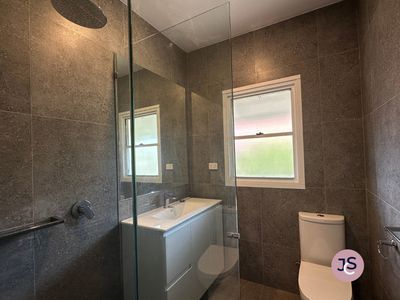 669A Glebe Road, Adamstown
