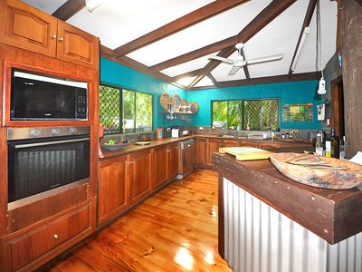 755 Ellerbeck Road, Carruchan