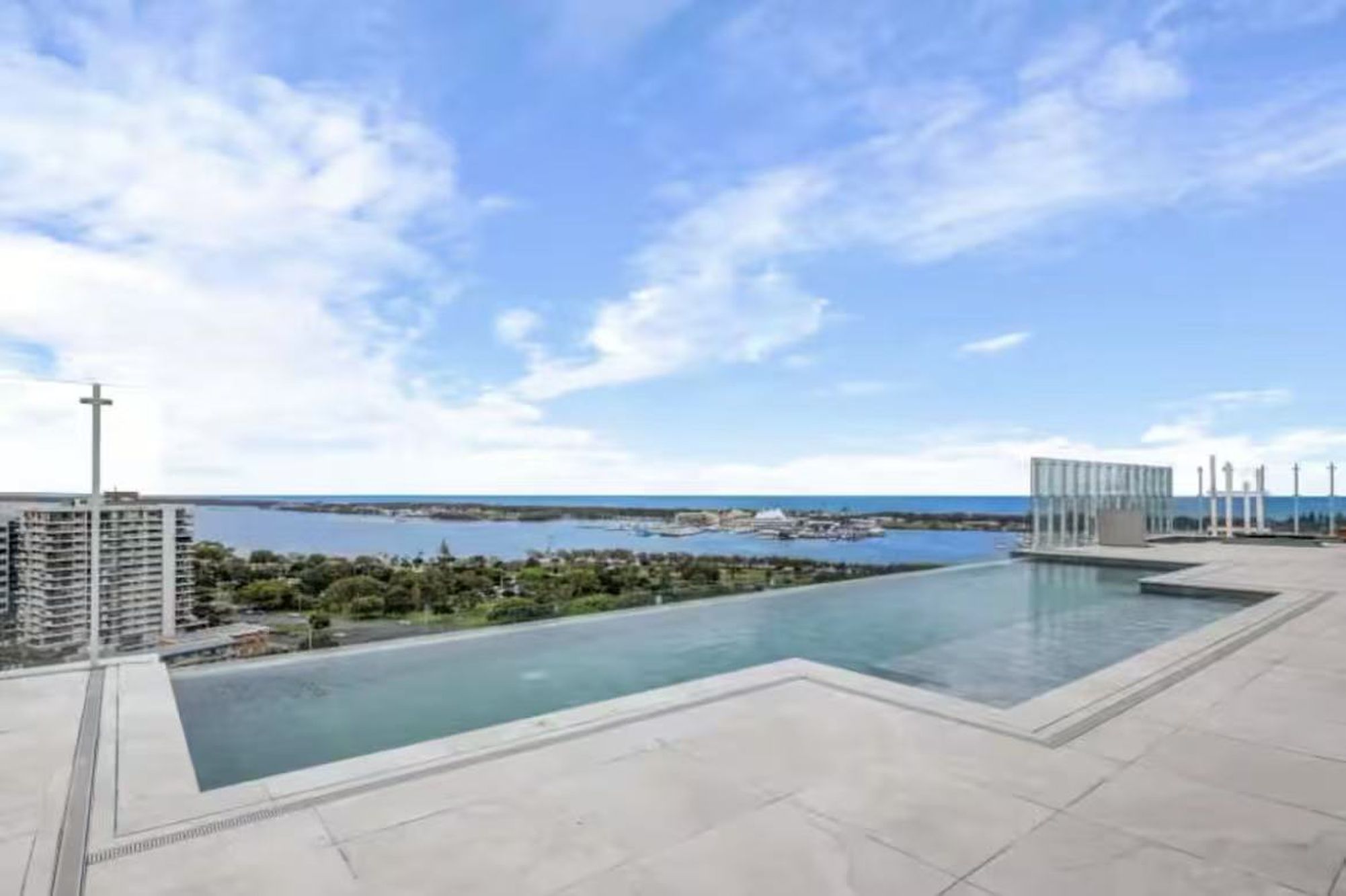 903 / 24 Queen Street, Southport