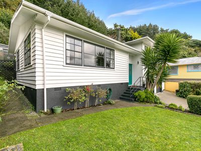 10 Colonial Grove, Tawa