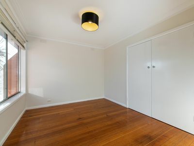 2 / 23 Clyde Street, Box Hill North