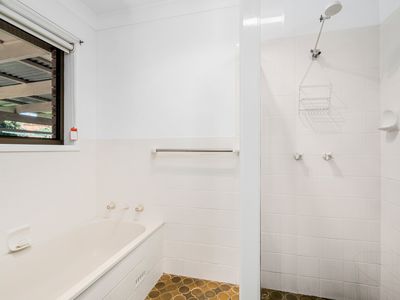 30 Bangalow Street, Narrawallee