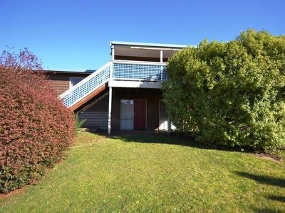 1 Wonnangatta Avenue , Tawonga South