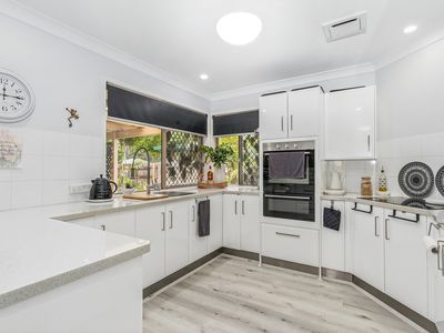 12 Ferguson Place, Coopers Plains