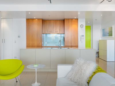706 / 15 Vaughan Place, Adelaide
