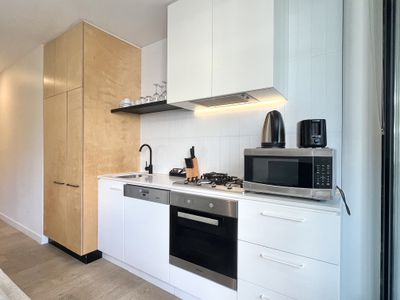 1703 / 33 Coventry Street, Southbank